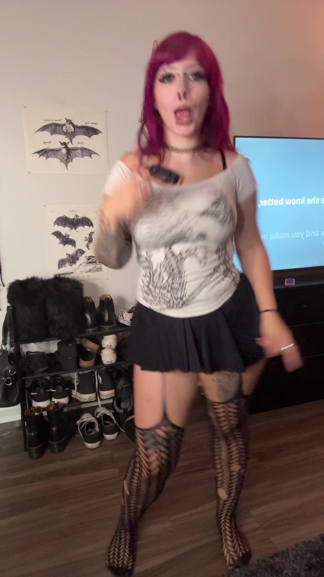 @JaneSpookyHot
