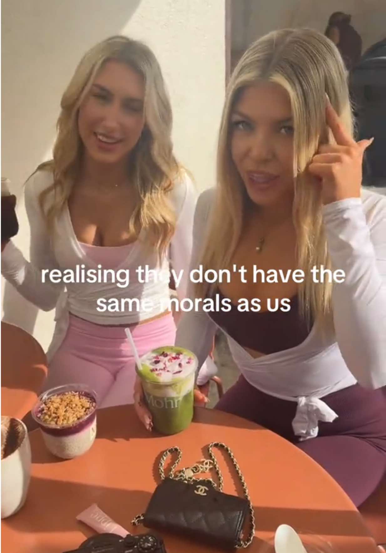 @bimbocityblonde