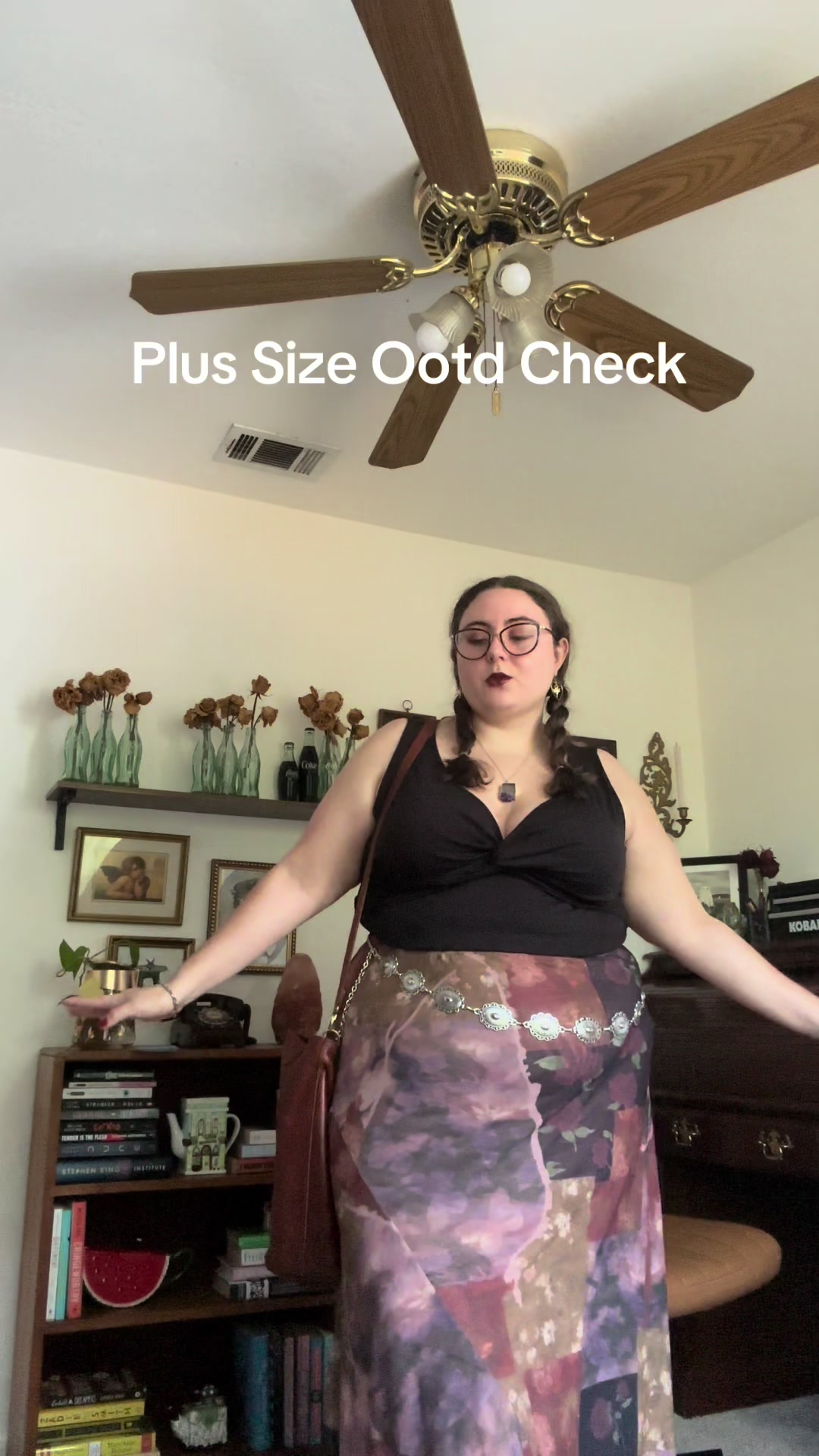 @ash | plus size & cozy vibes ✨
