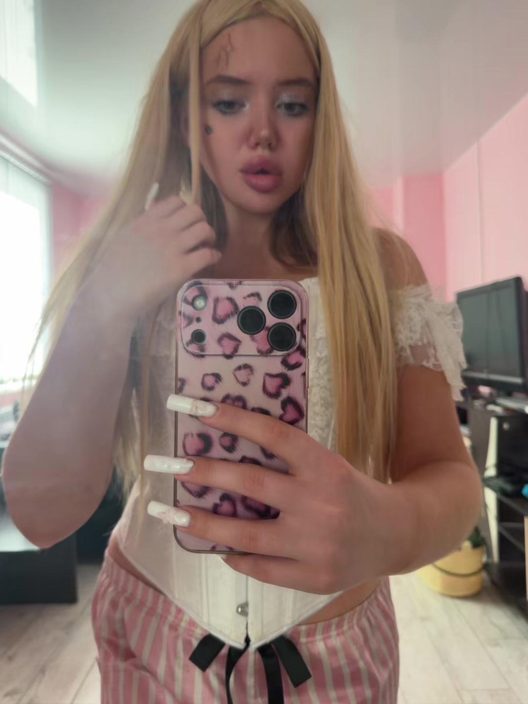 @дашка