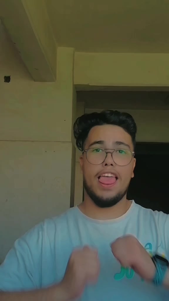 @(ياسين) وانا جنبك كل الدنيا✨🤍