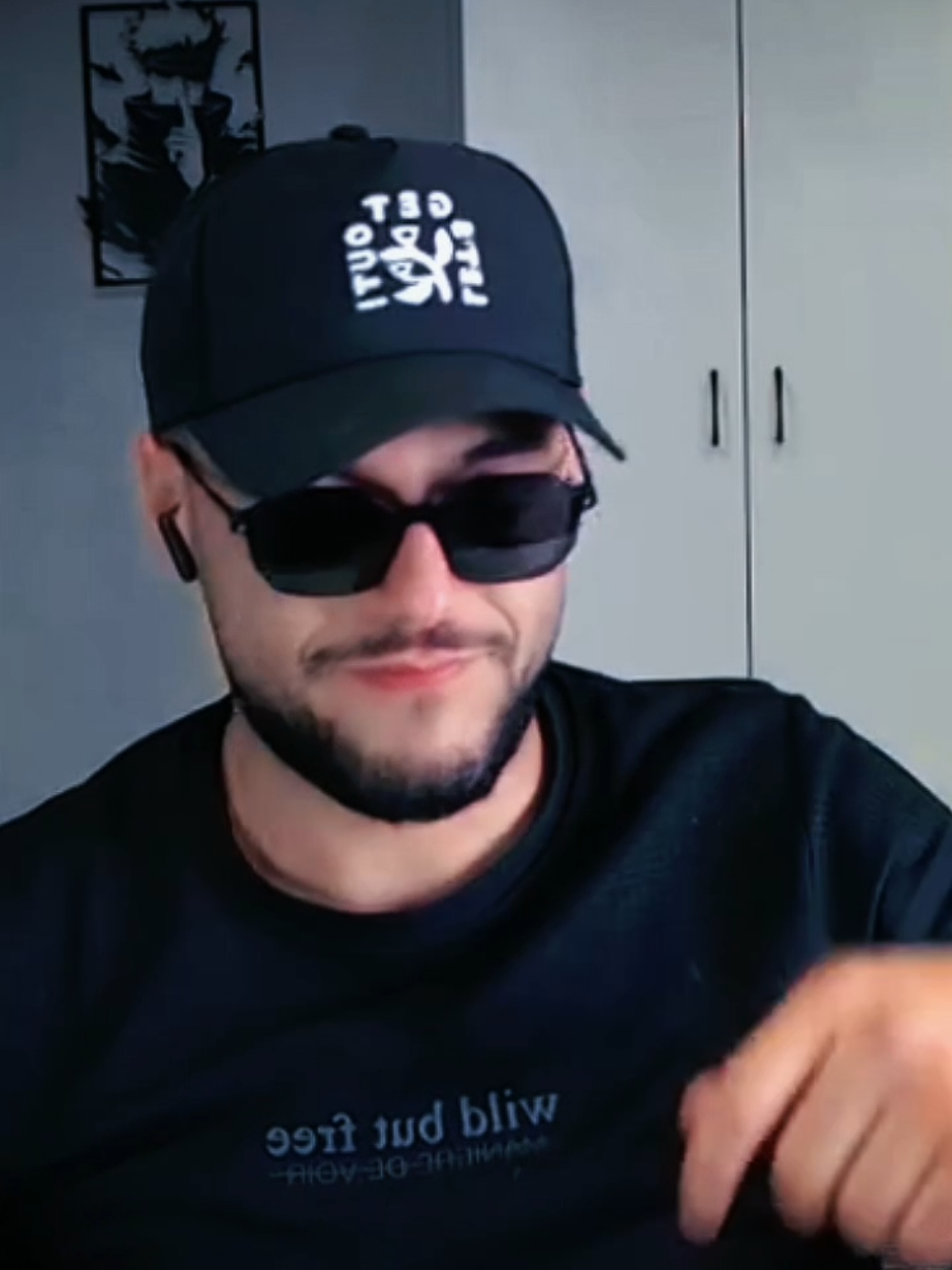 @𝔼𝕃 𝔻𝕀ℕ𝔼ℝ𝕀 🏴&zwj;☠️