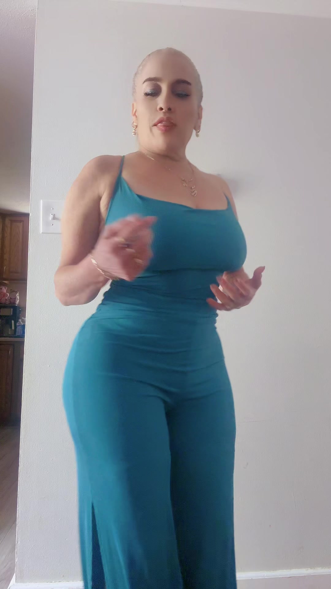 @Marianela 13 🇬🇹