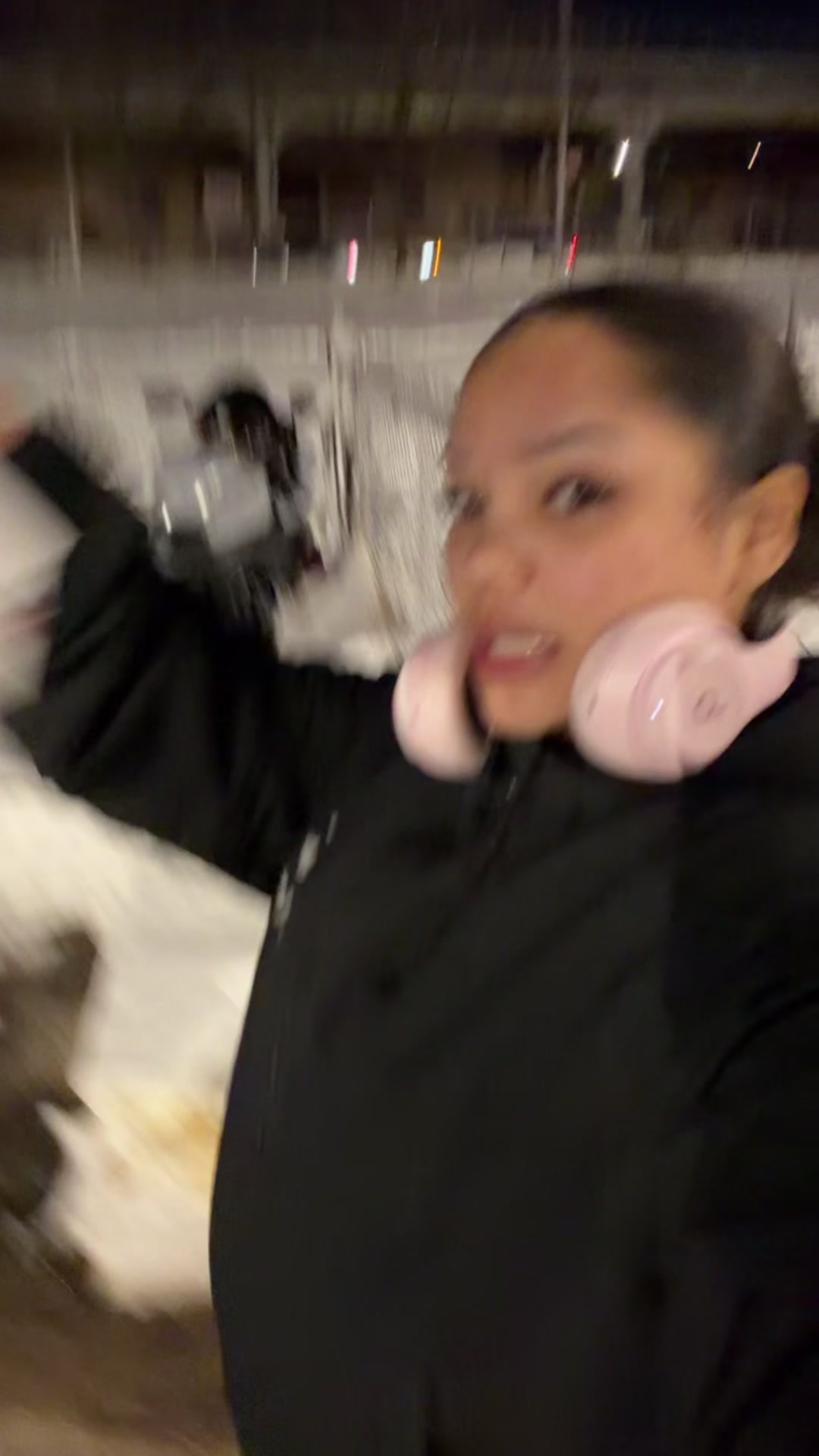 @lesslie