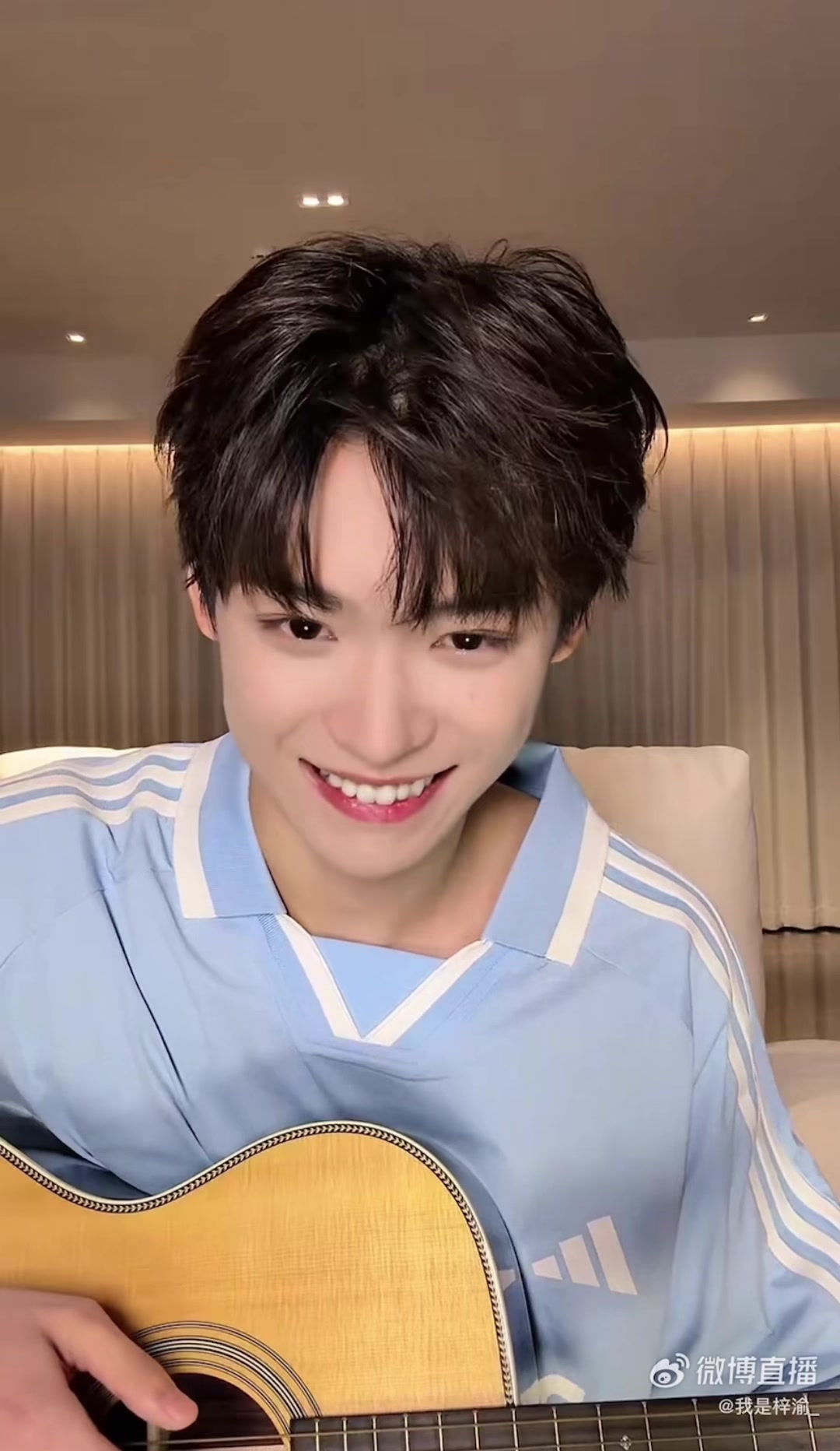 @Kyuny .•᷅ࡇ•᷄. 🌱