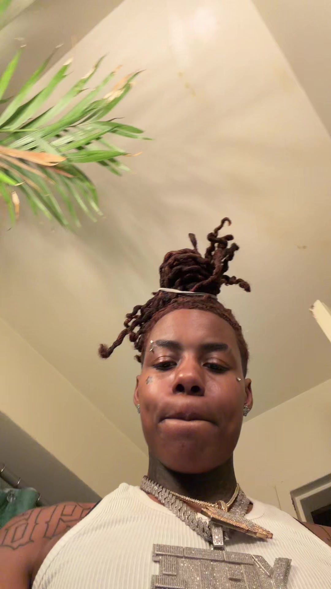 @Dathreatyeti