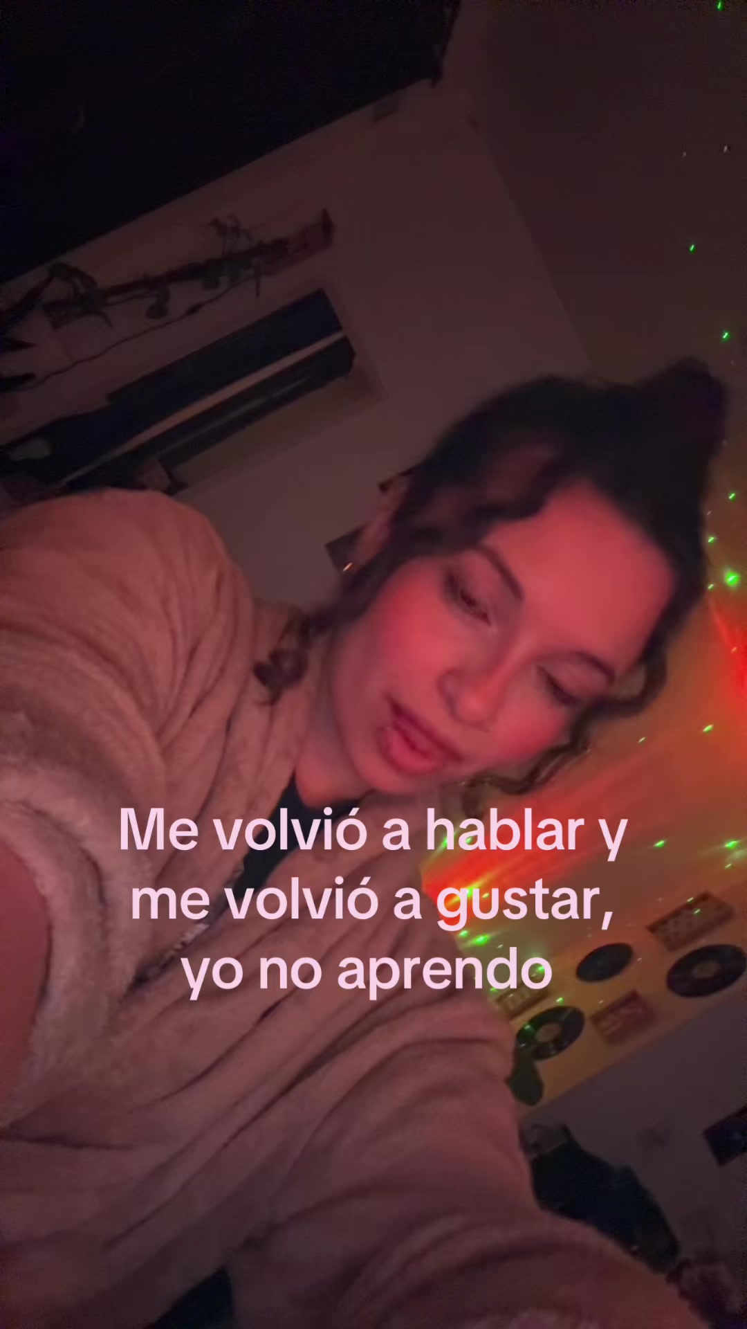 @Vickyschhh