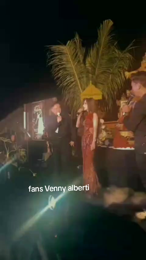 @fans venny alberti 𝕍Λ🦁