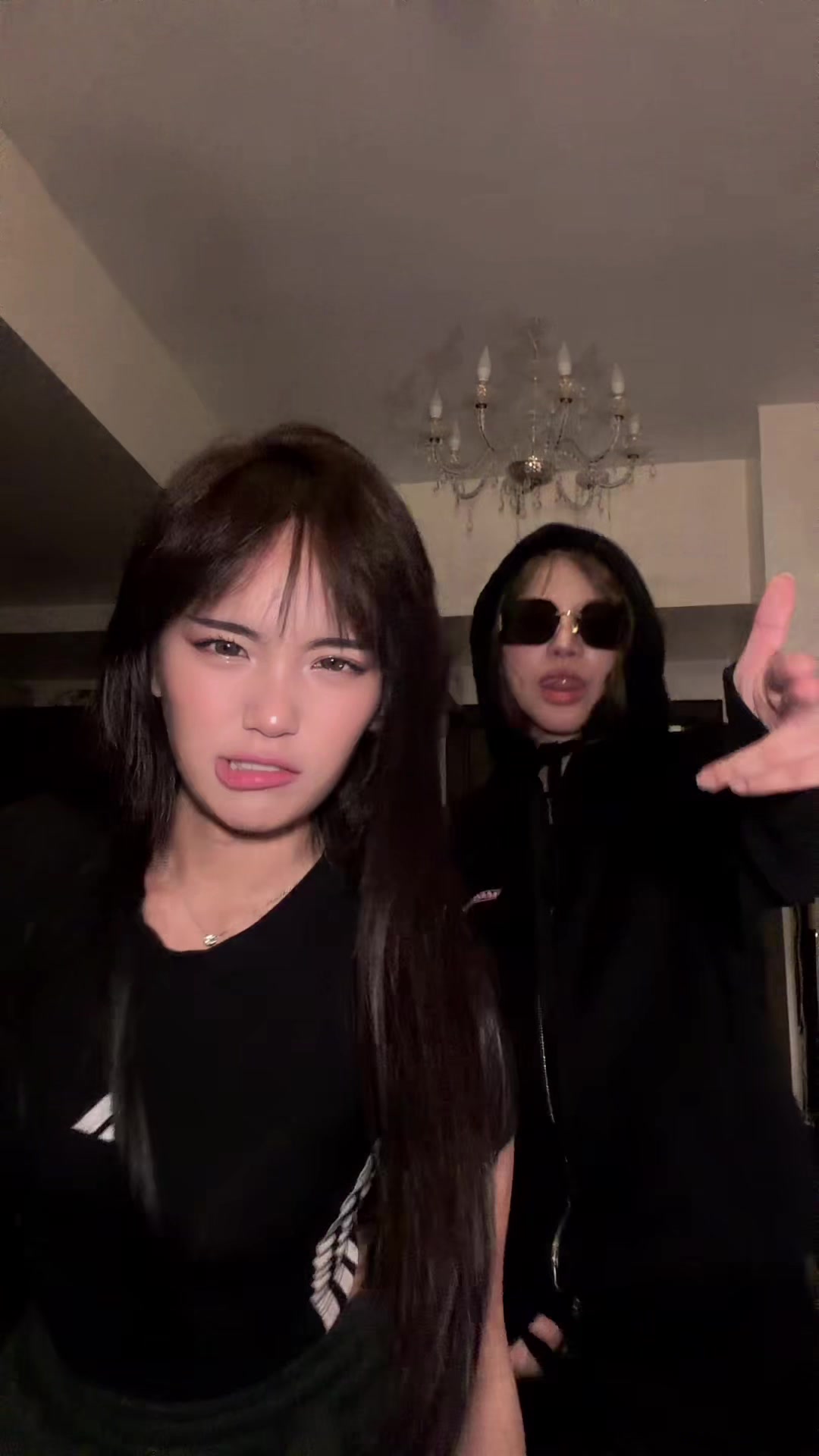 @dàmon