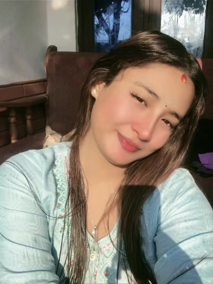 @श्रेया श्रेष्ठ ❤️