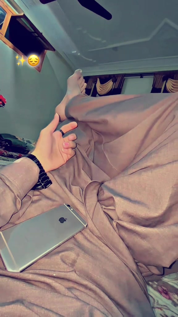 @𝕔 𝕙 𝕖 𝕣 𝕣 𝕪 🍒