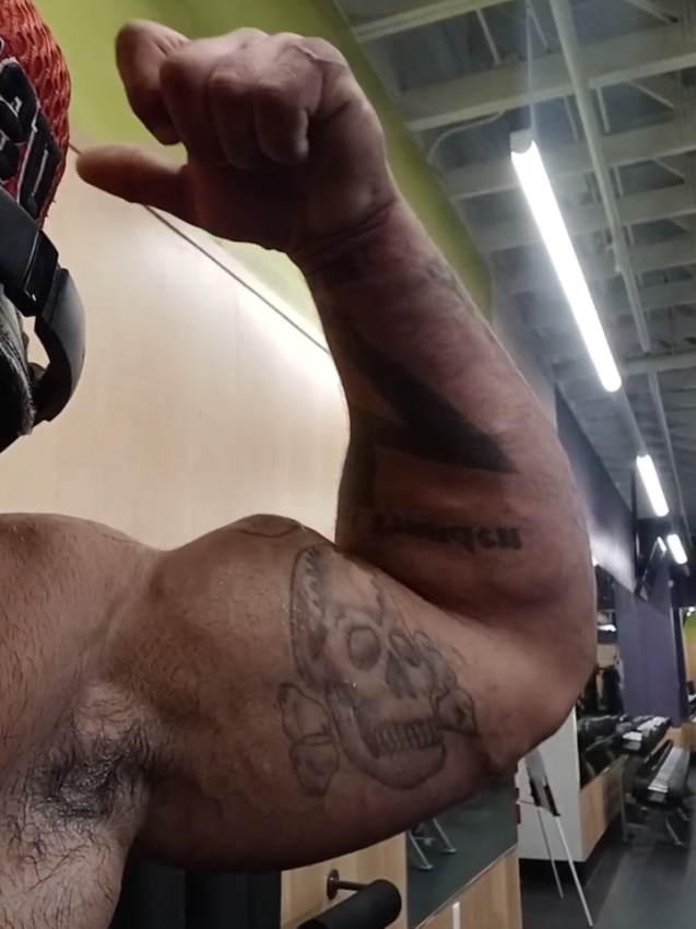 @Flesh_artist_1985