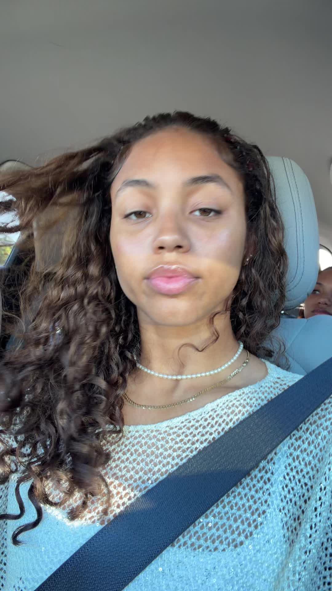 @jalieelenaa ❦