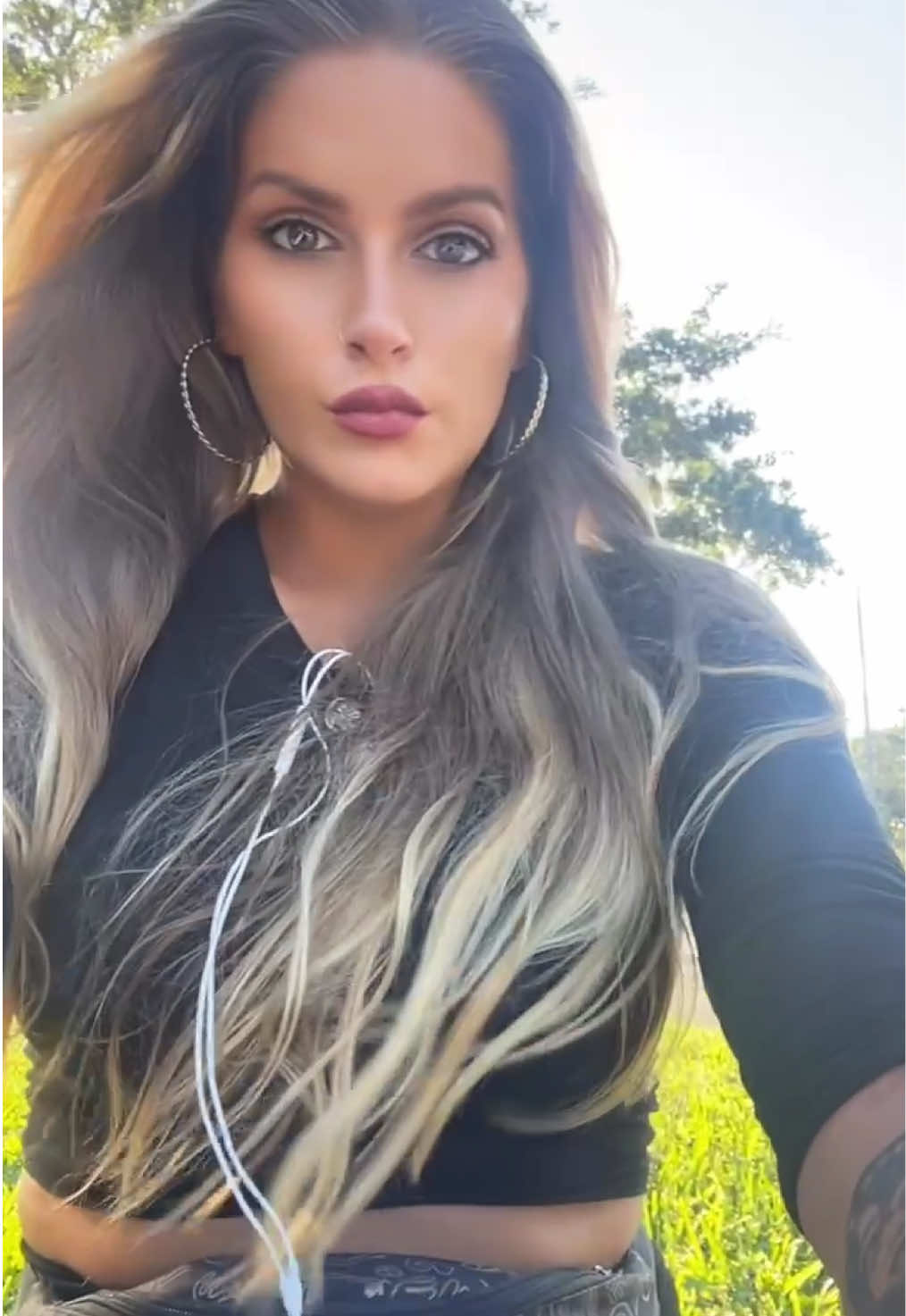 @THEJulieBih🌈