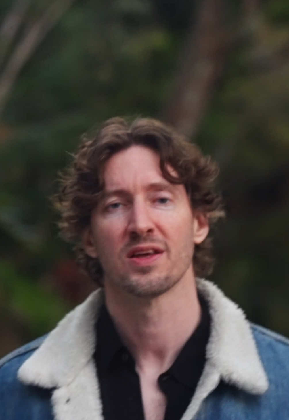 @Dean Lewis