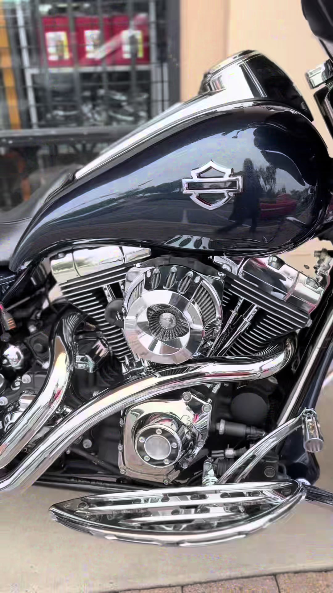 @thechoppergallery.com