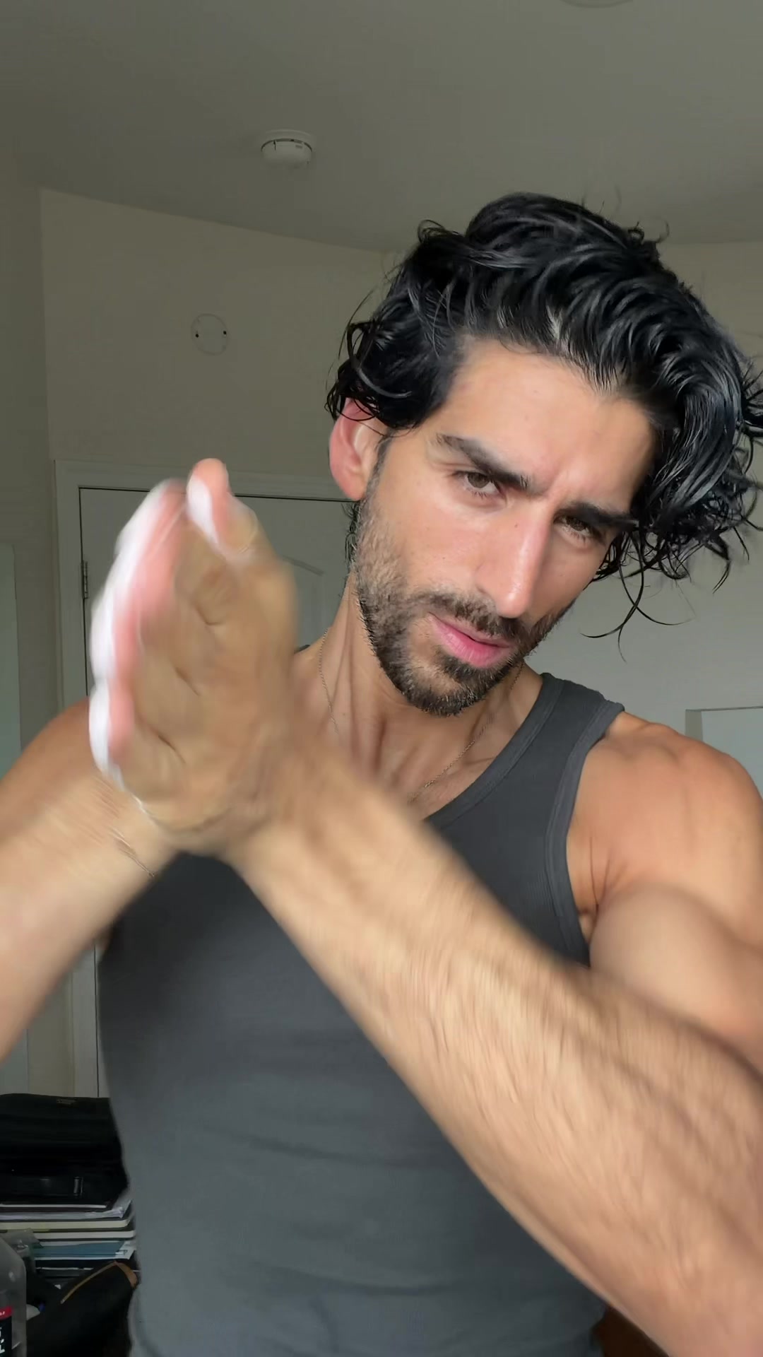 @andresleonardic_