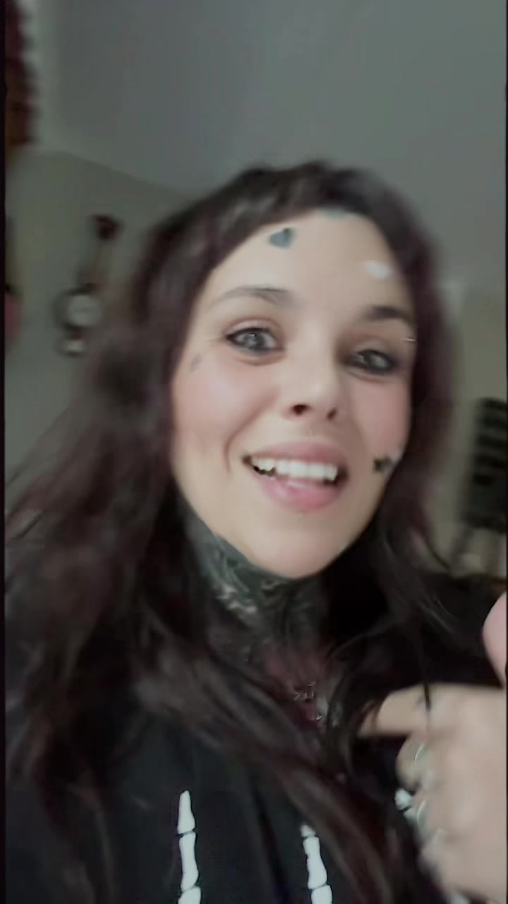 @AttackonBananas