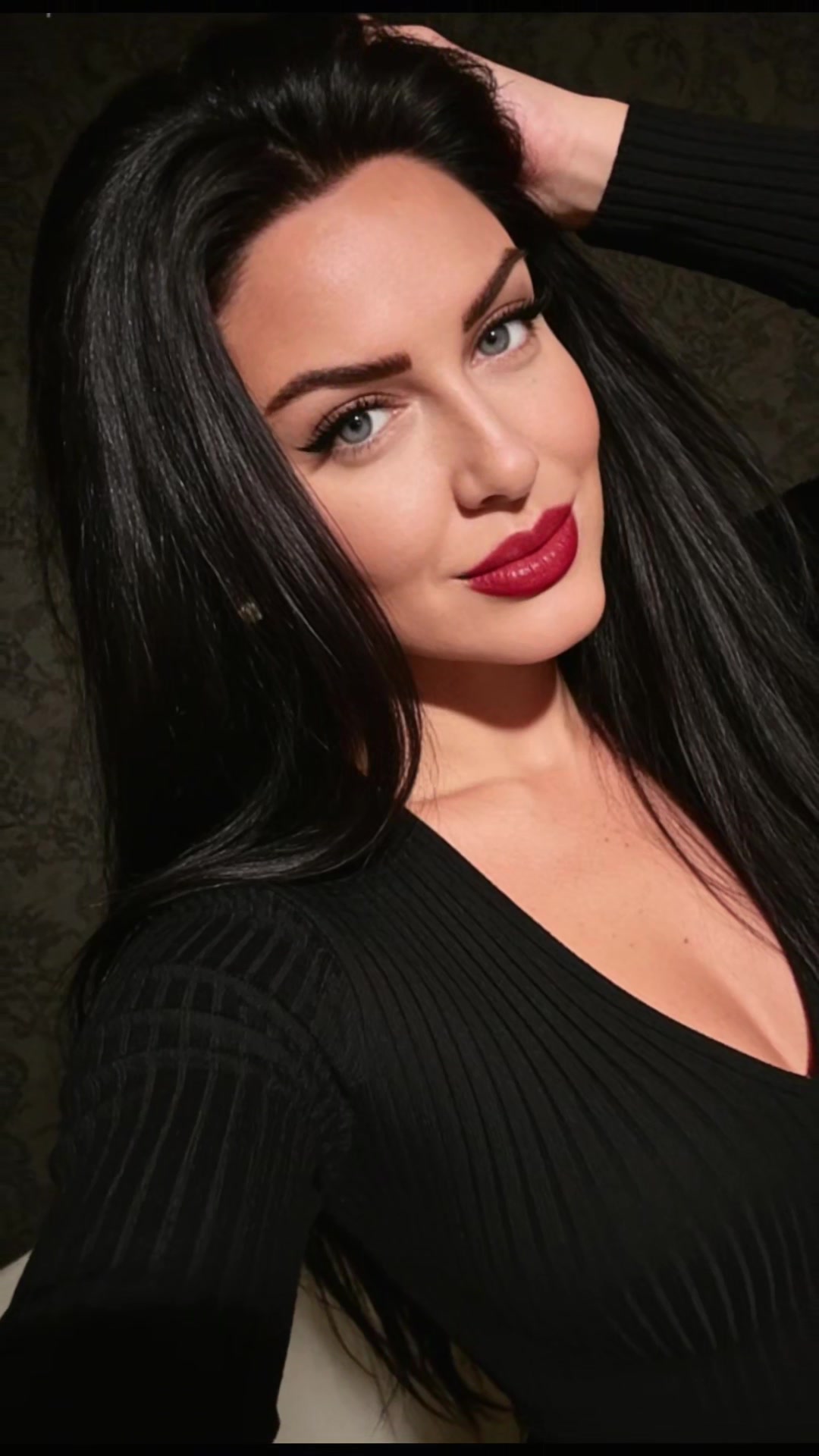 @🖤𝔸𝕃𝔼ℕ𝔸🖤
