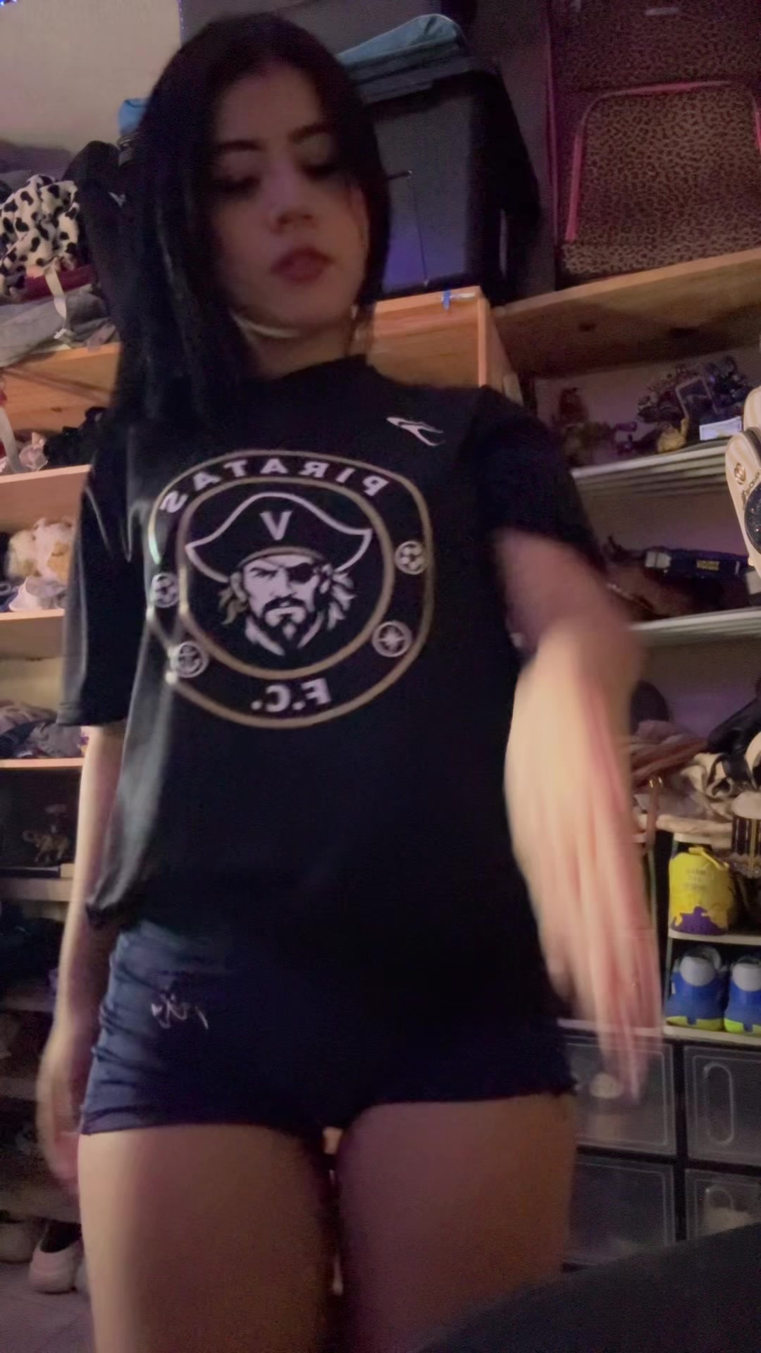 @mj