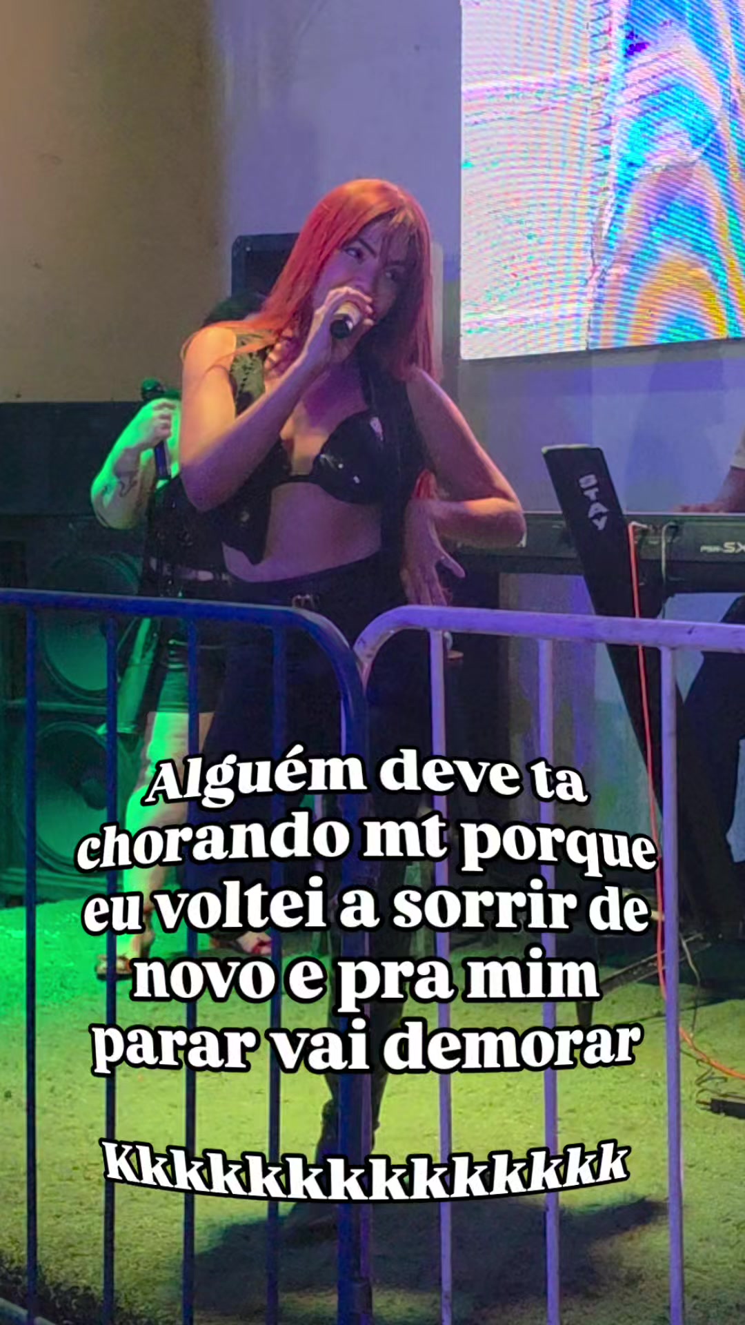 @debora1ofc