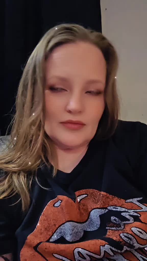 @Sarah🦇 🧛&zwj;♀️