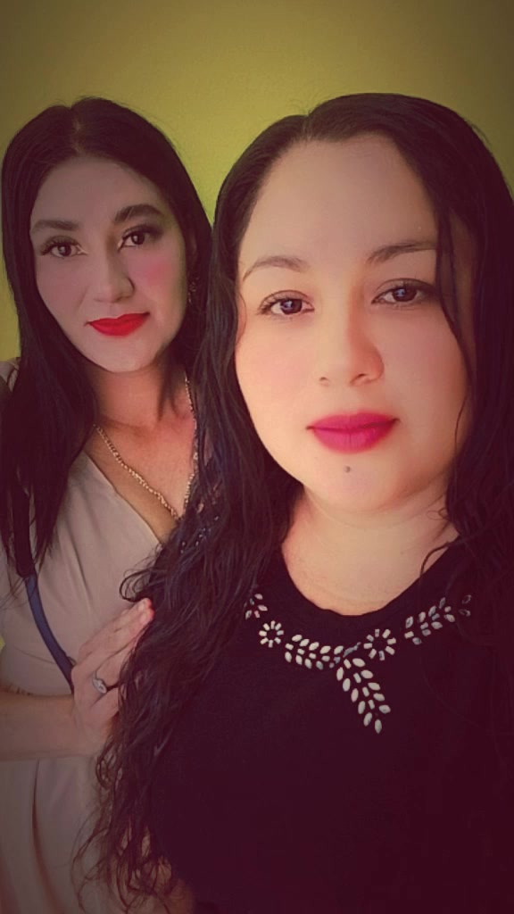 @Lila👩❤️👨👸🏻👸🏽