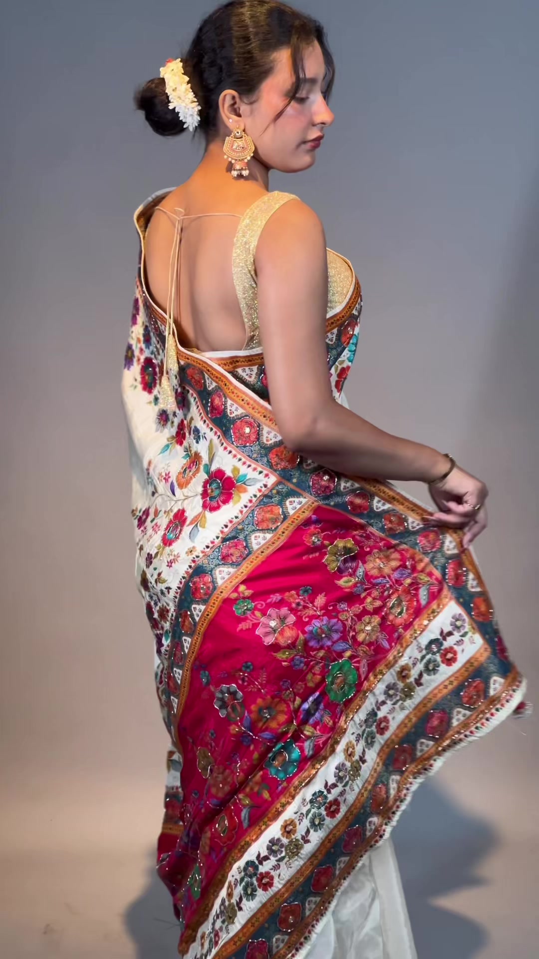 @Naari sringaar
