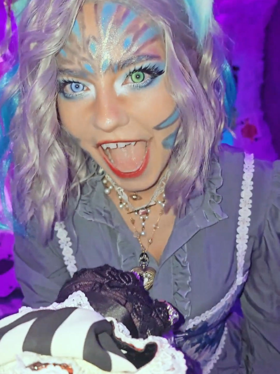 @Halcybella on IG, YT, SC