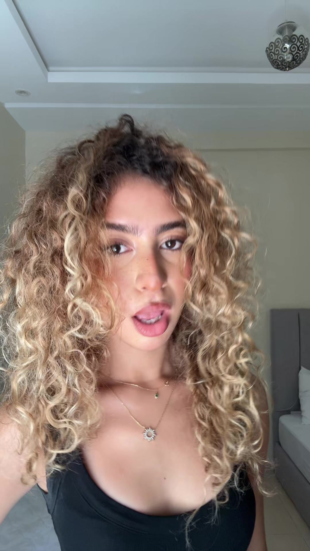 @Zizou 👩🏼🦱