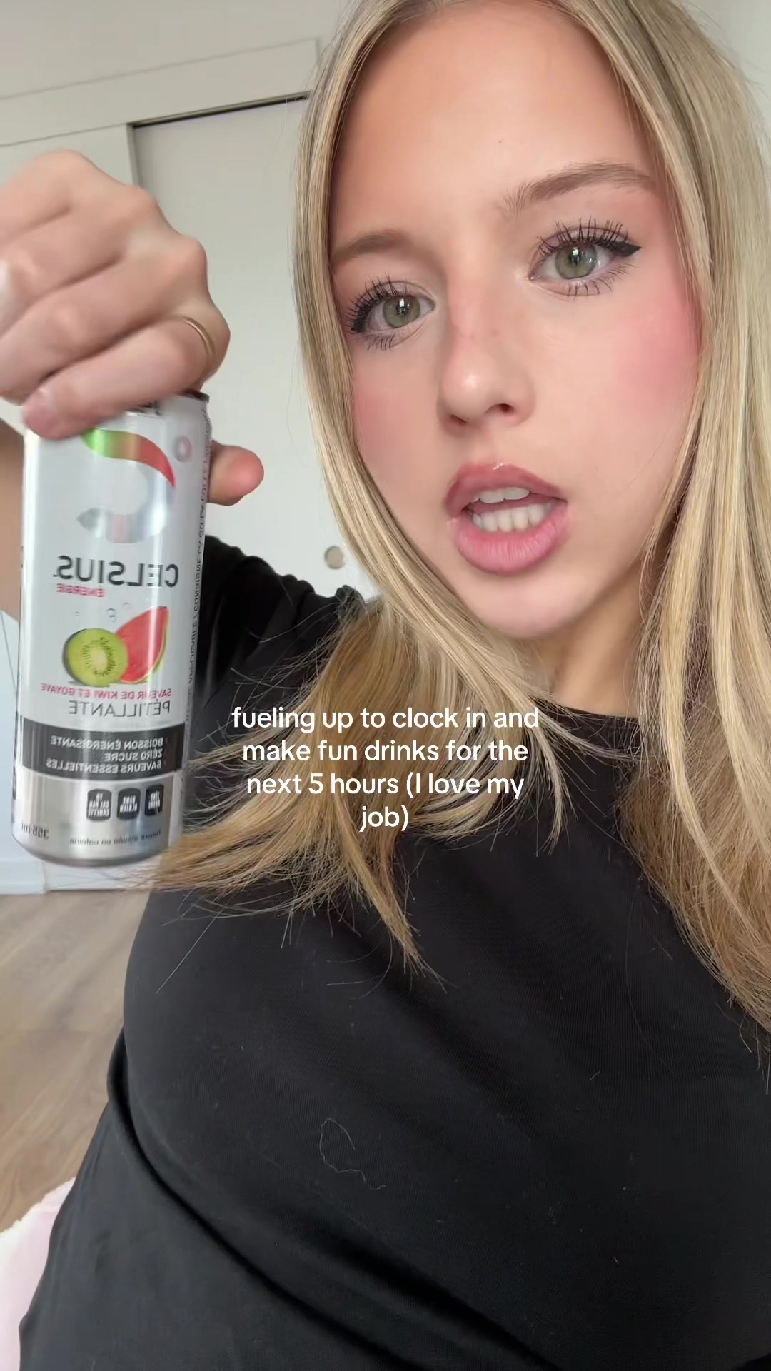 @KYRA| WELLNESS + FASHION