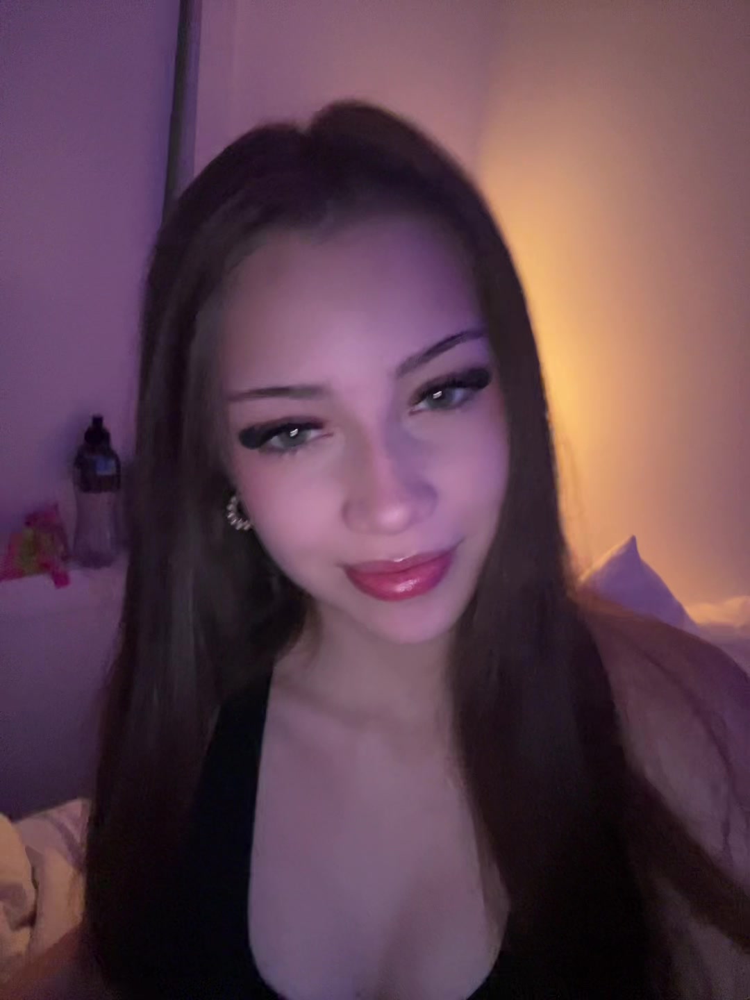 @𝒜𝓊𝓃𝓉𝒾𝑒 𝒜𝓂𝒷𝑒𝓇🌻