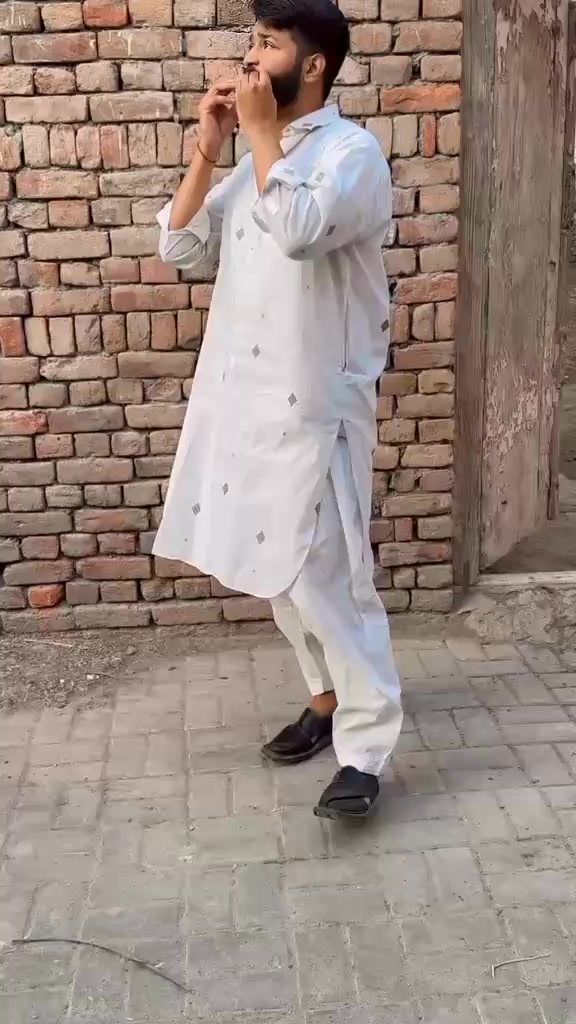 @khaber qureshi