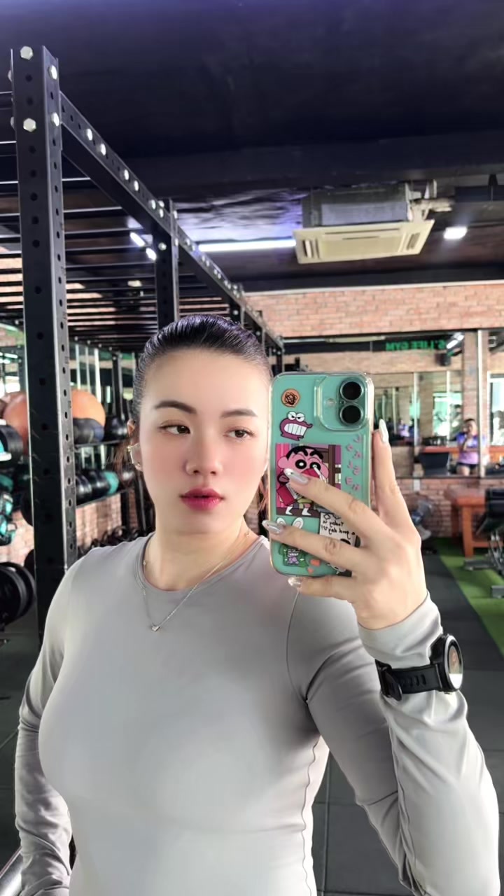 @Nhúng be 🤭