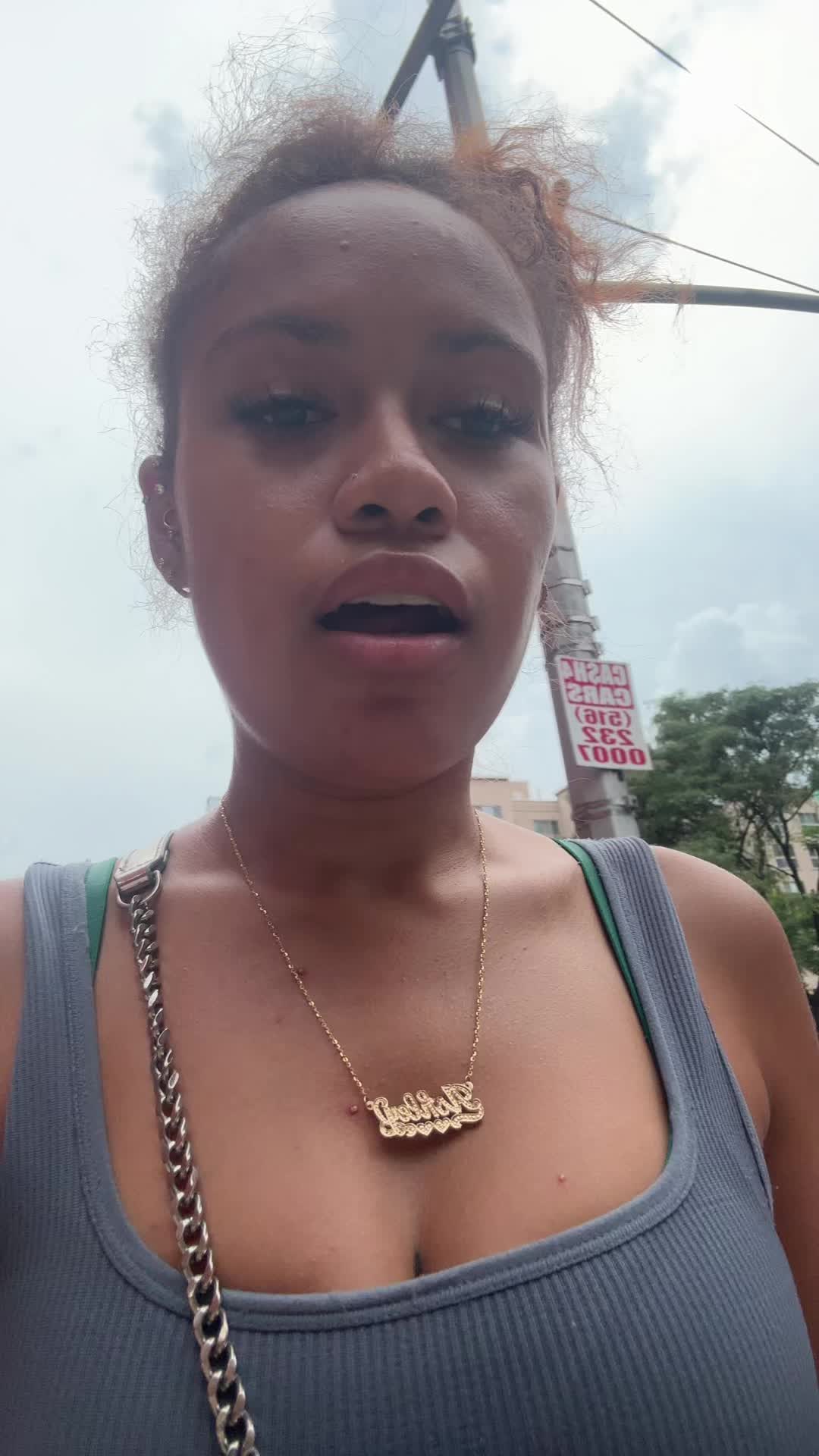 @Myleftcheeck