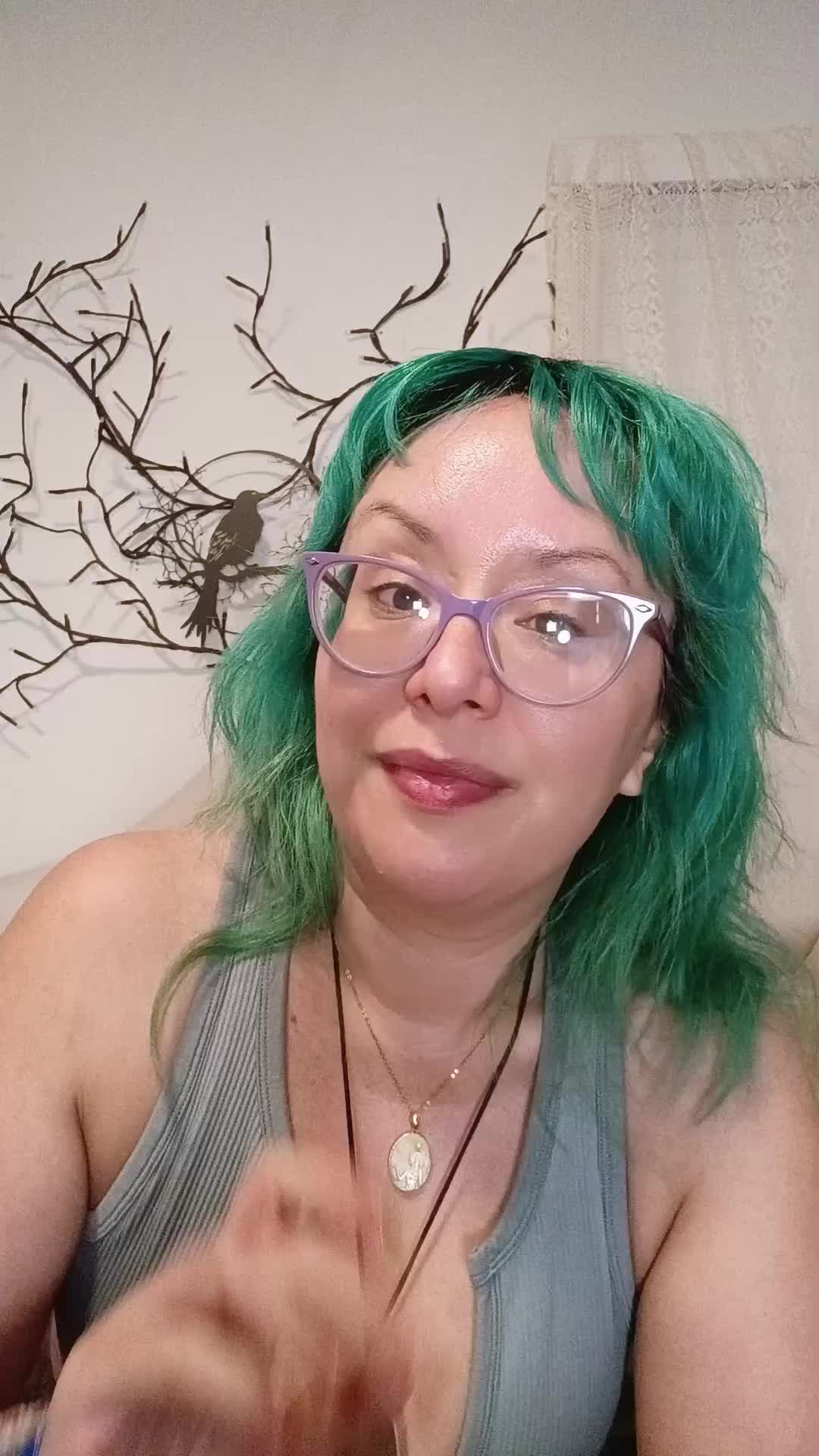 @iOtheEmpress