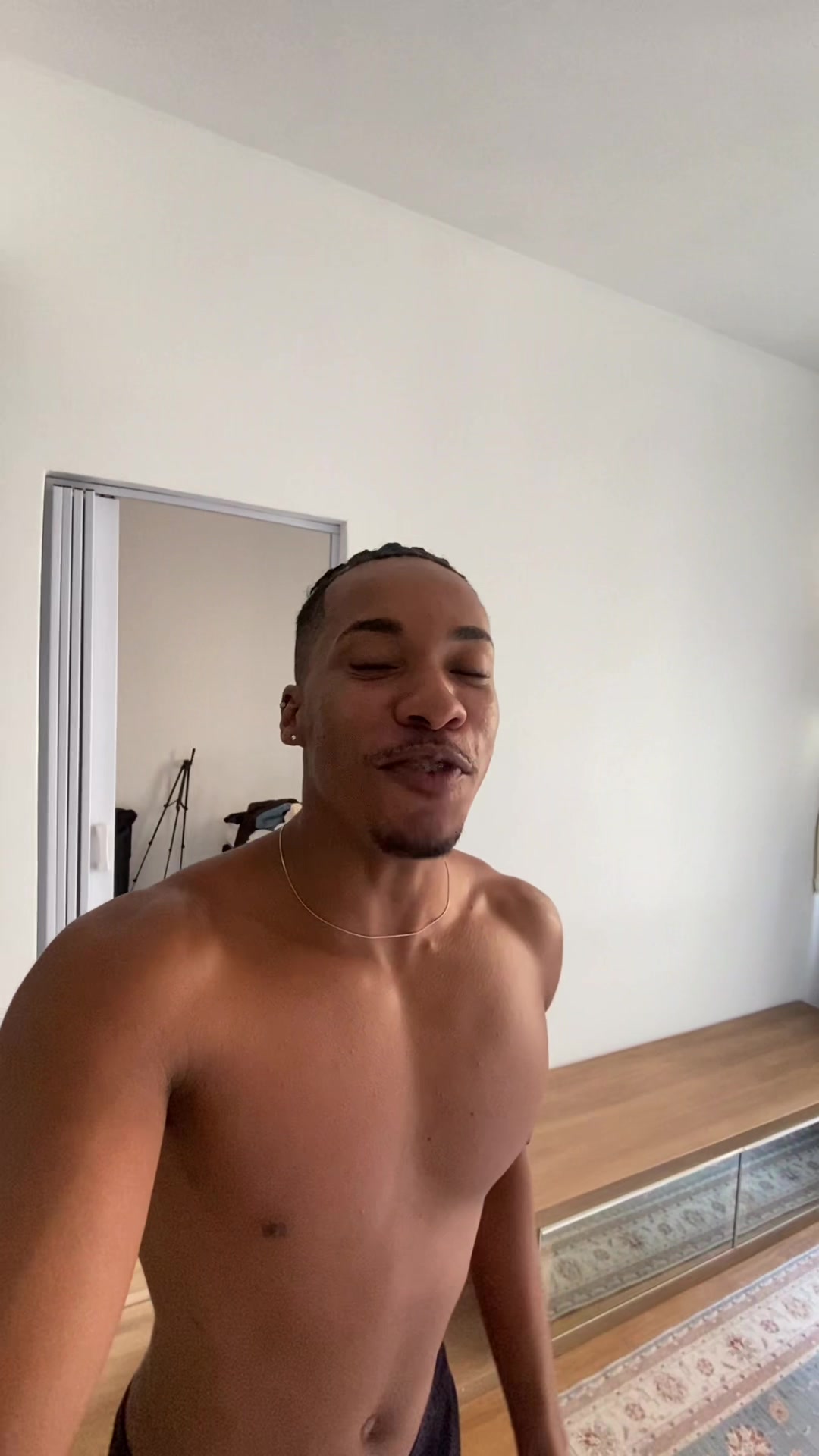 @Fl&aacute;vioanjoo