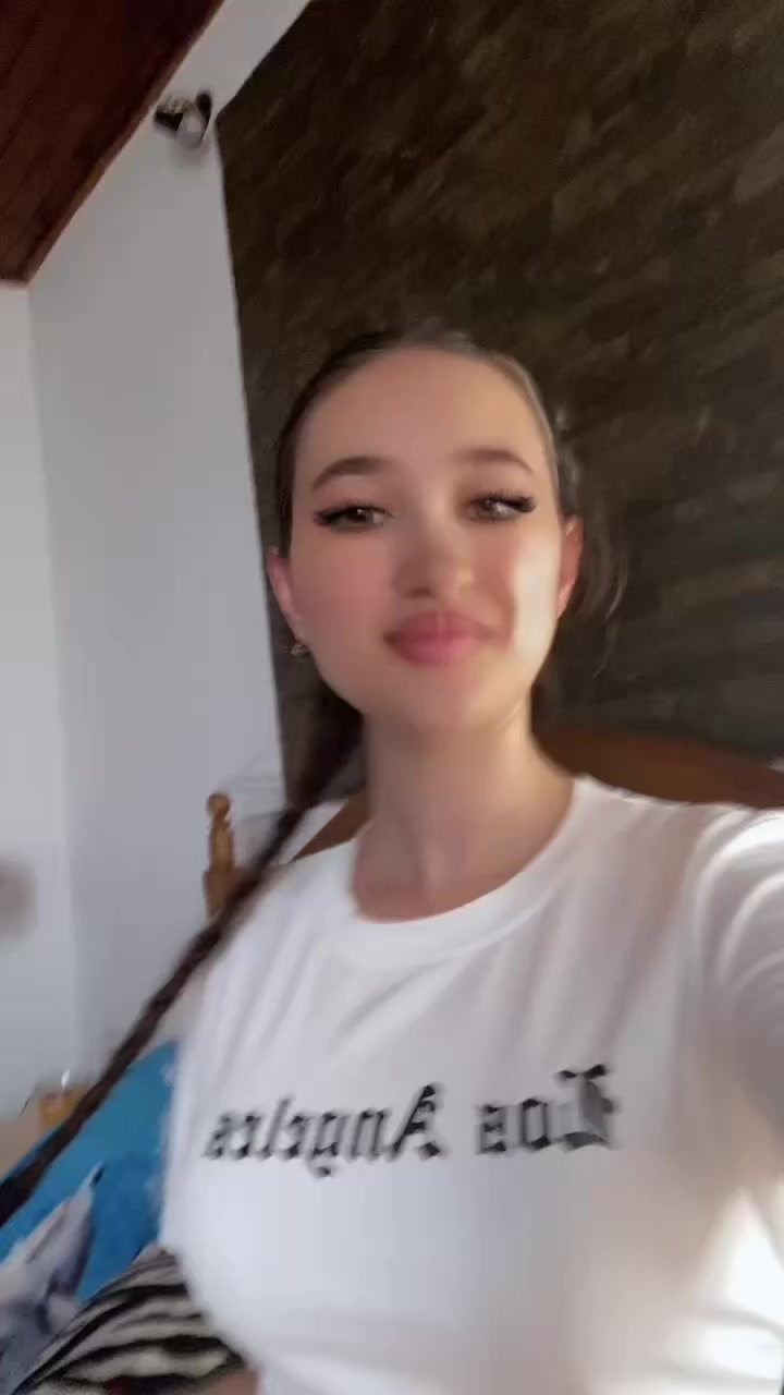 @brunetta12girl