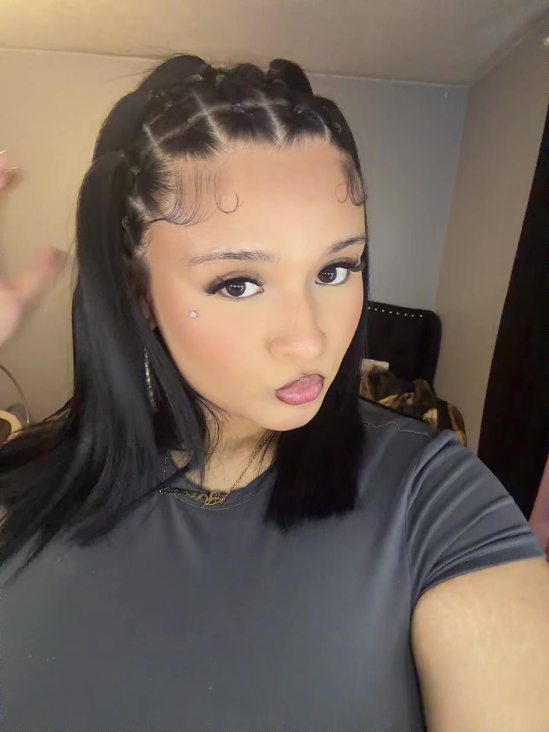 @kiannajisselle