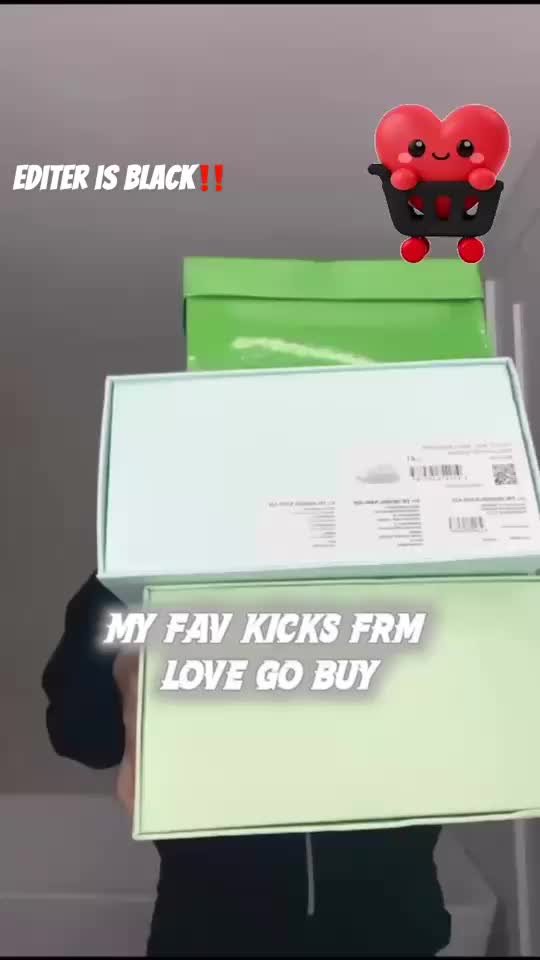 @drenchedindesigner