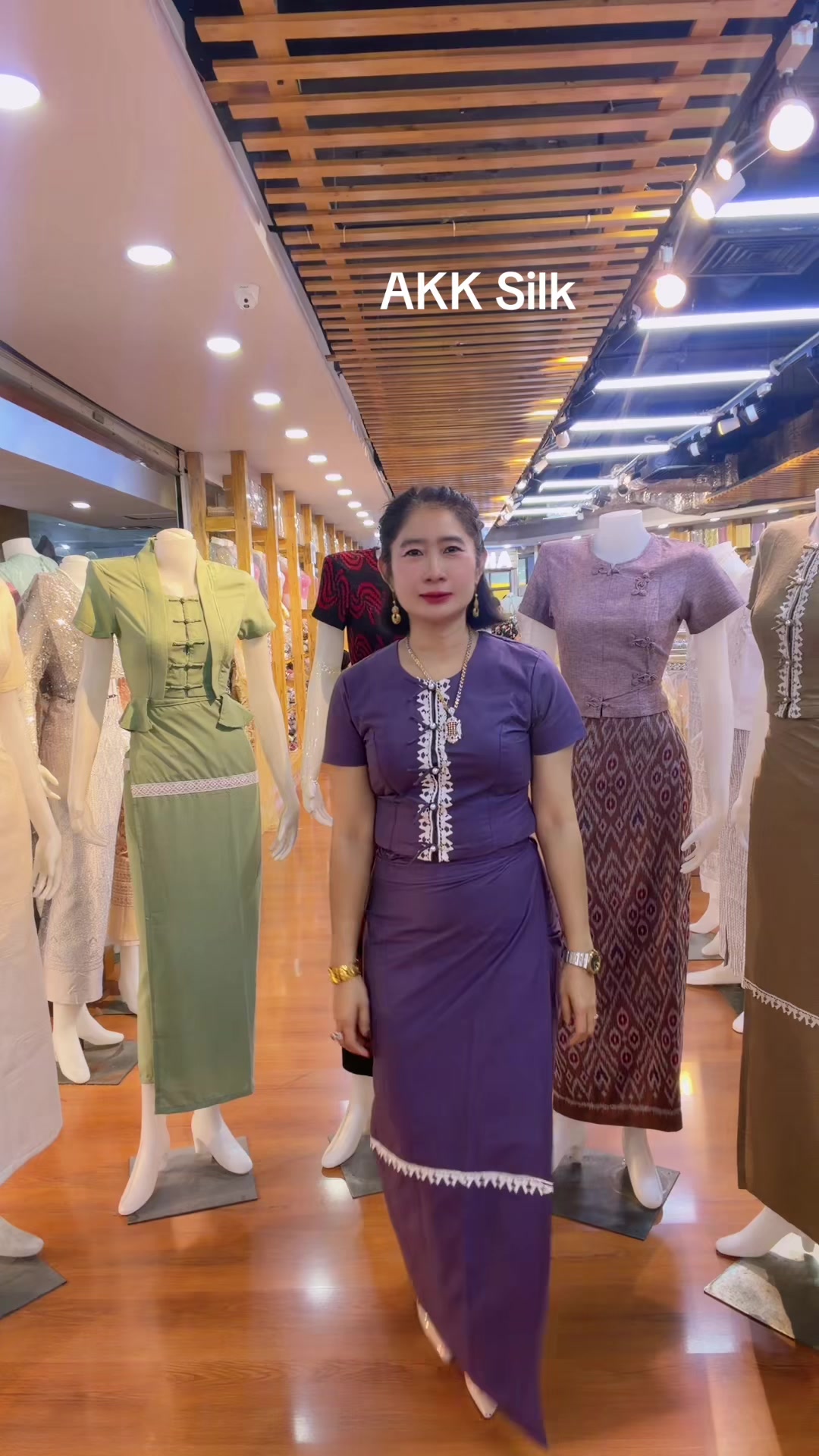 @Akk Silk (official account)