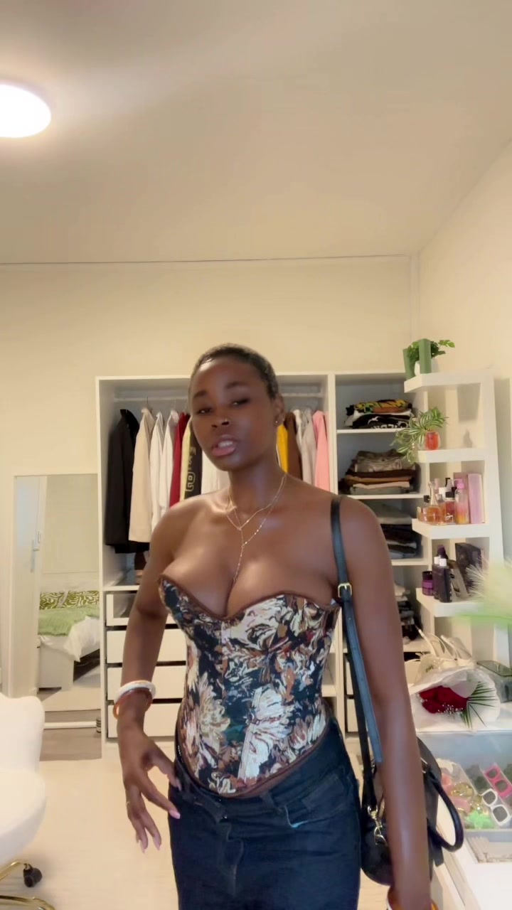 @Nana🌸