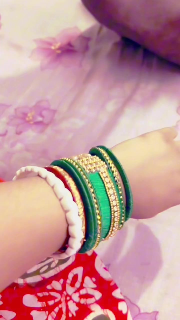 @_anoyesha dey_ (pori)