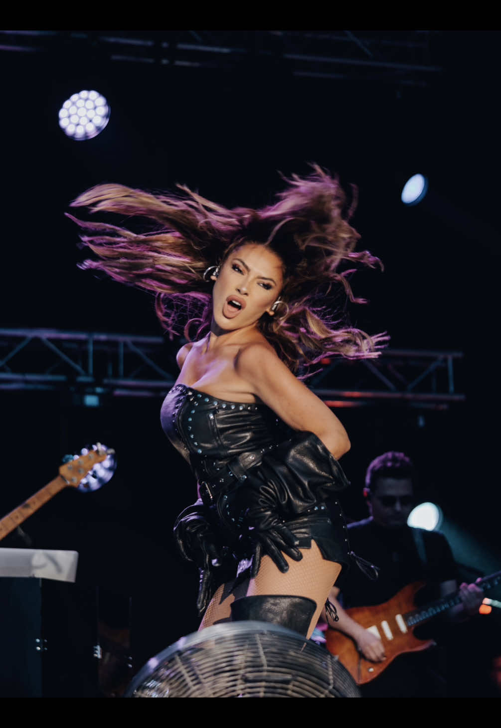 @Hadise