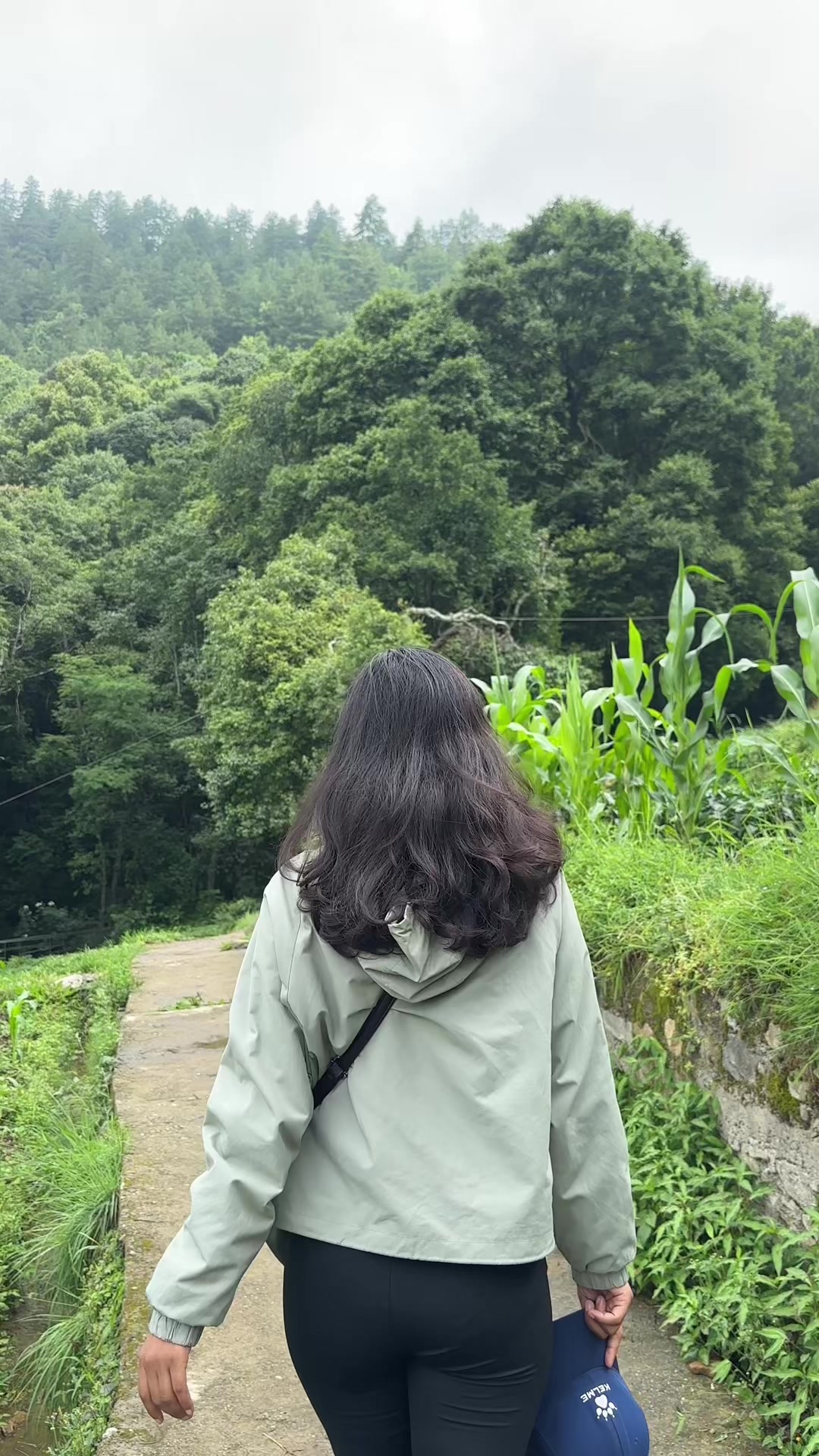 @Manisha Khati937