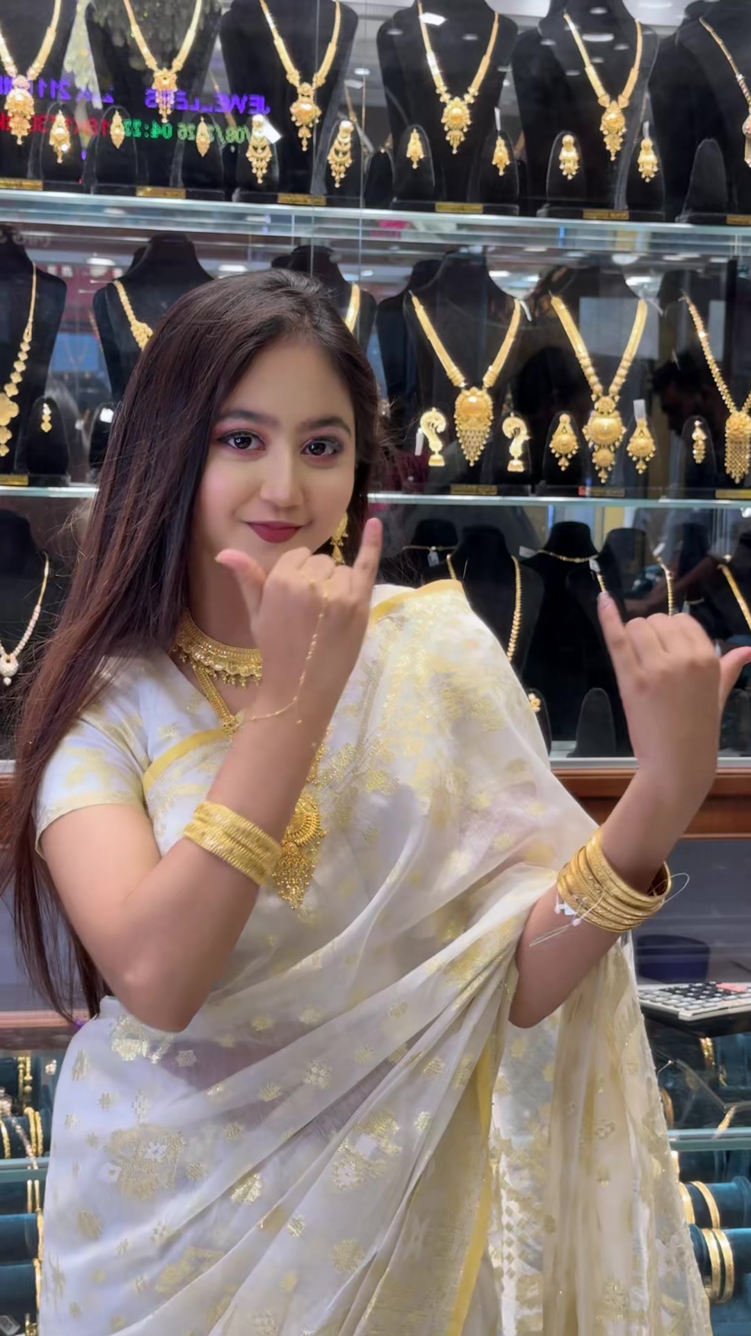 @Adhora Aroshi Athoy