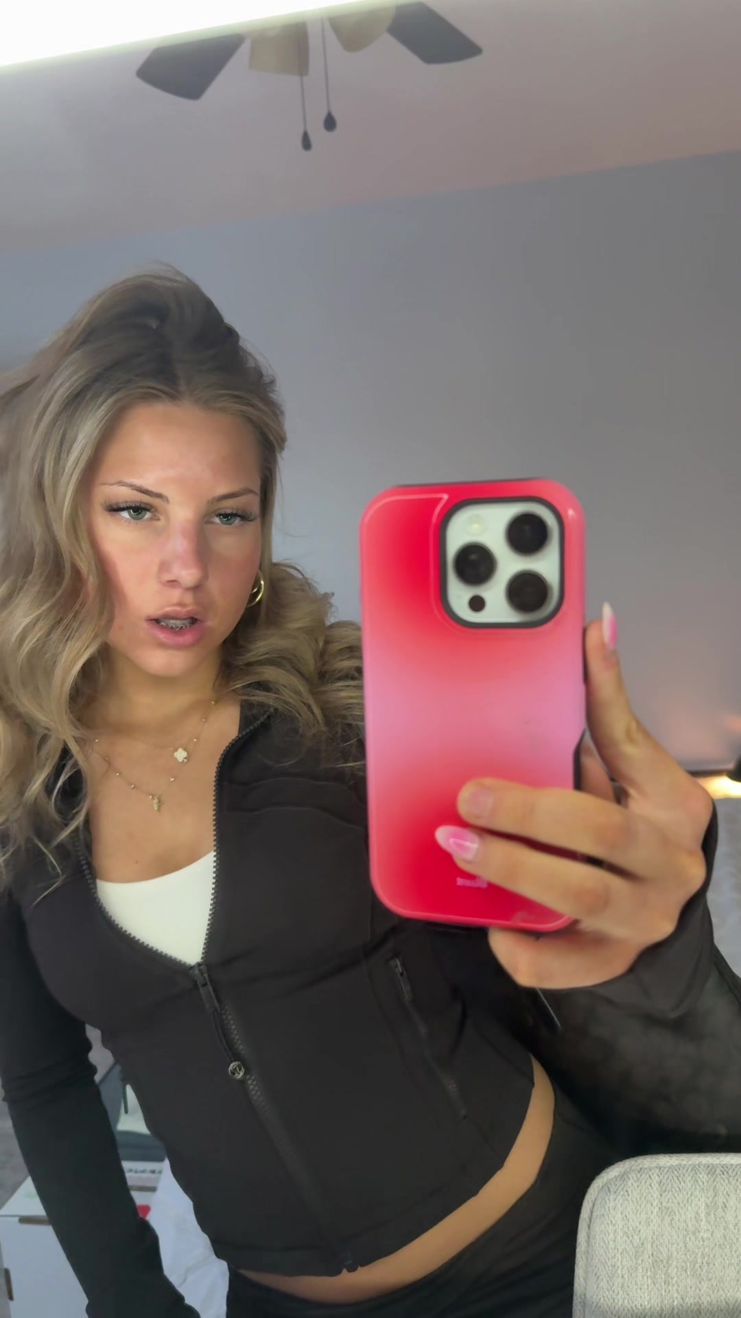 @NICOLE