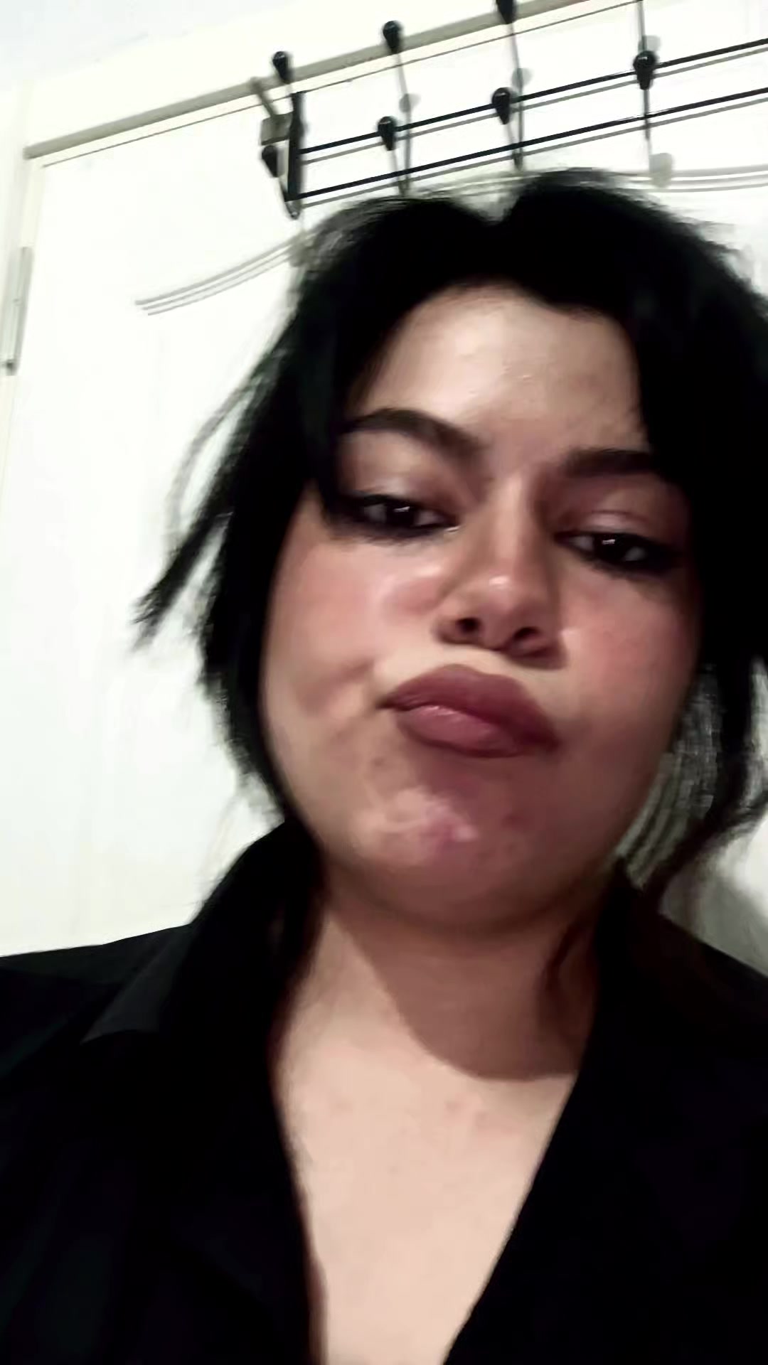 @OtistikLaraa