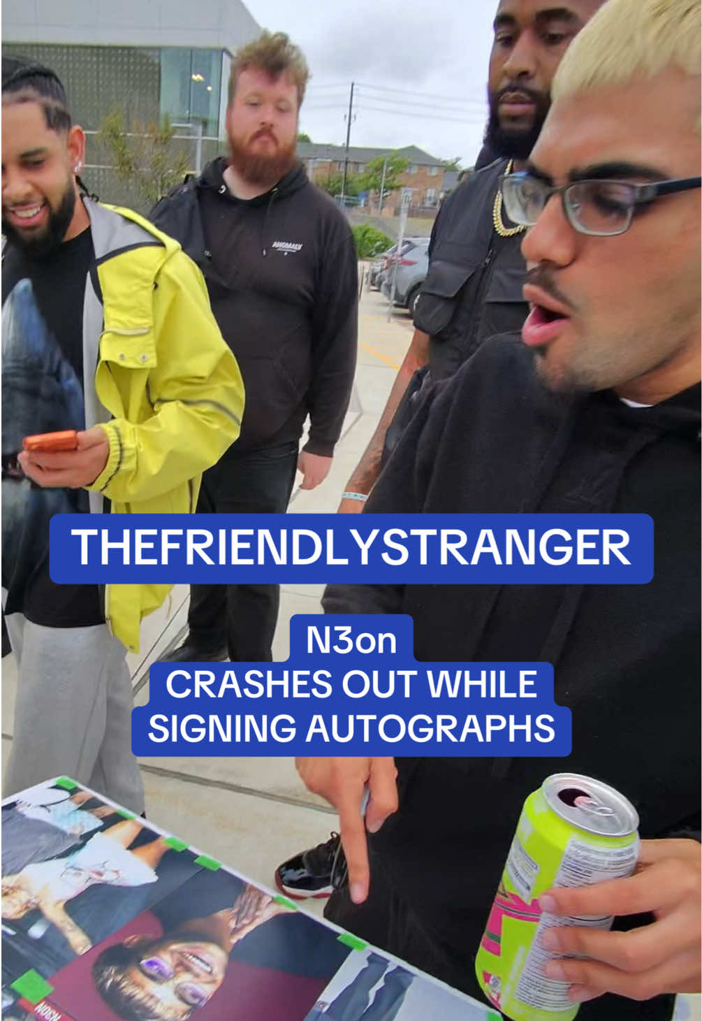 @Thefriendlystranger