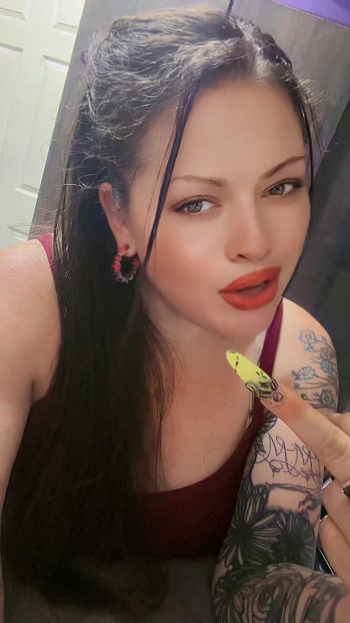 @NTHNicoleF